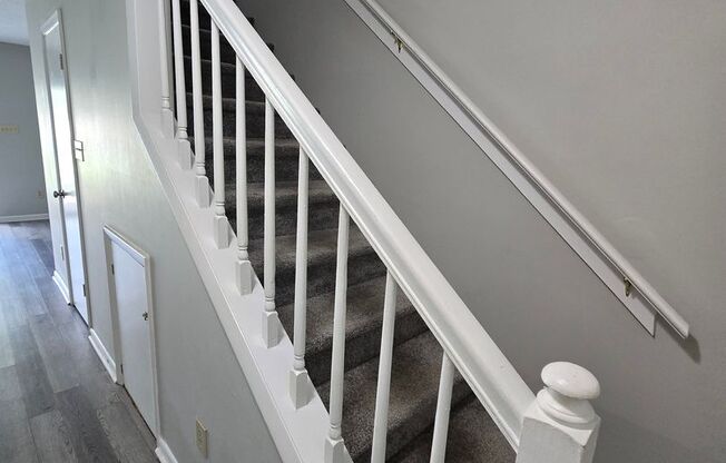529 Mill Cove Court ~ Waters Edge Townhomes ~ SUMMER SPECIAL ~ UP TO $1000 off 1st Months Rent
