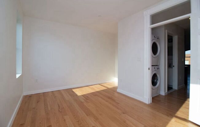 1 bed, 1 bath, 4 sqft, $1,450, Unit 3F