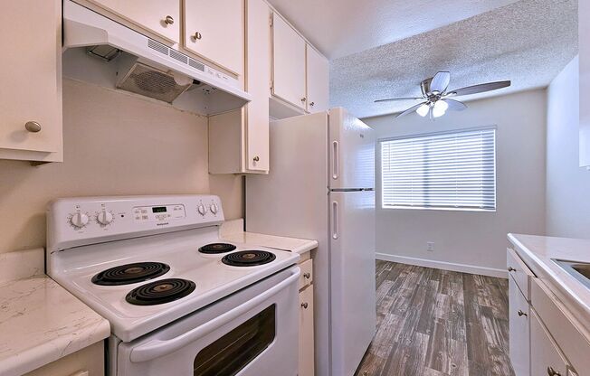 1 bed, 1 bath, $1,695, Unit 20