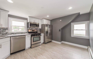 160 HARTMANN AVE