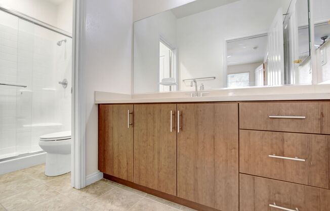 Tri-Level Azusa Townhome