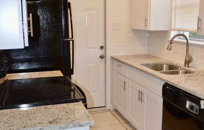 Remodeled 3 bed 2 bath home off Nacogdoches!