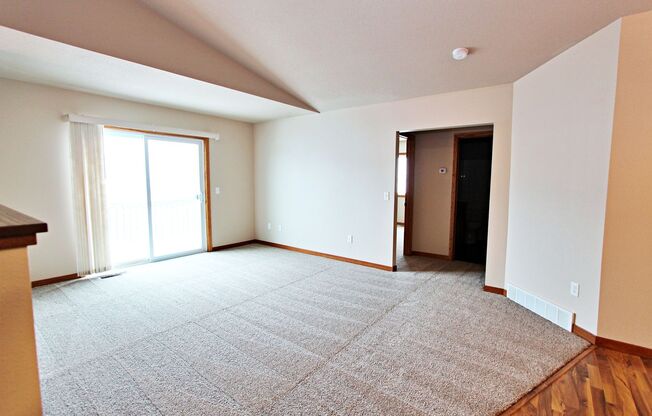 4 Bedroom Townhome!