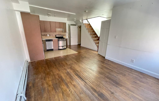 1134 1 AVE