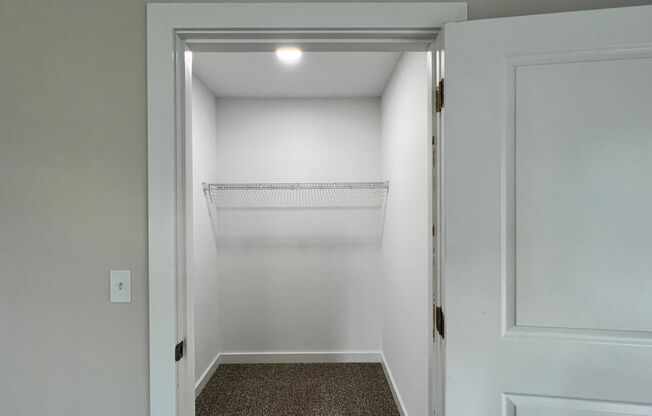 1 bed, 1 bath, 798 sqft, $1,300, Unit Apt 401