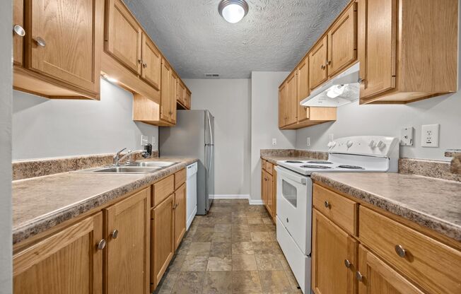 2 beds, 2 baths, 1,000 sqft, $1,147, Unit 421C