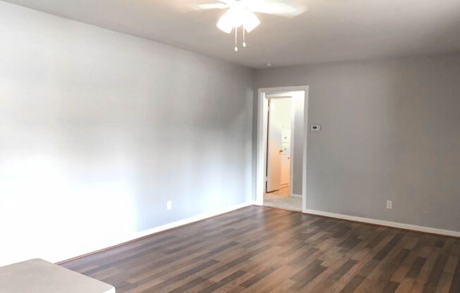 Pre-Leasing 3 bed 2 bath