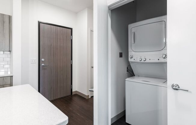 1 bed, 1 bath, 810 sqft, $1,799, Unit Unit 210