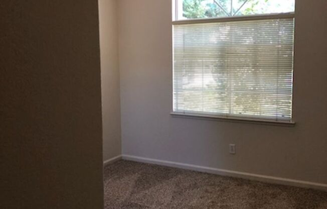 3 beds, 2 baths, $2,800, Unit Vacaville, CA 95688