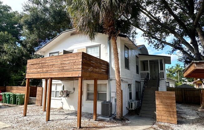 Flats at Riverside Park