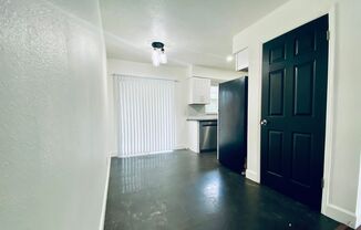 2 beds, 1 bath, $1,450