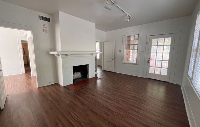 3bed/1bath Duplex on West Campus