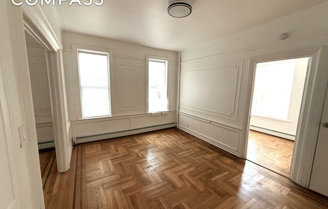 319 E 49 ST