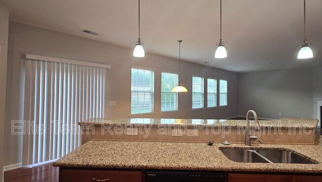10427 PAISLEY ABBEY LN