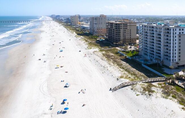 2 beds, 2 baths, $4,125, Unit # 803