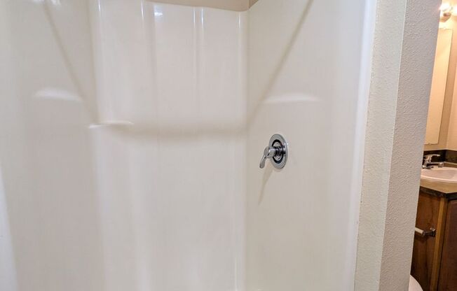 2 beds, 2 baths, 994 sqft, $1,575, Unit E302