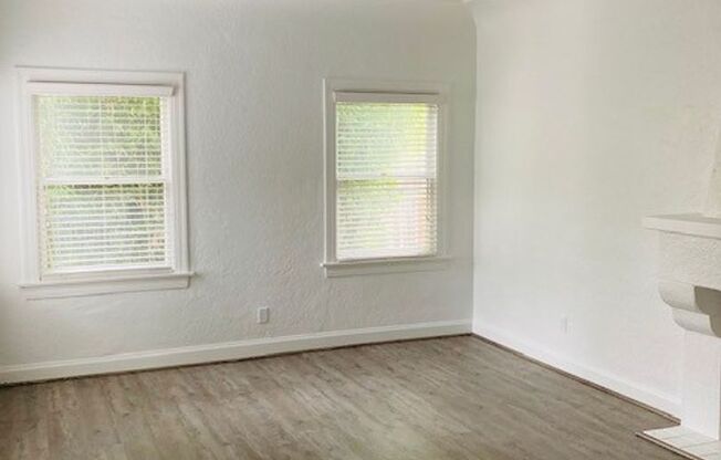 4105