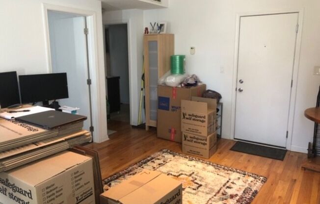 1 bed, 1 bath, $1,495, Unit 213