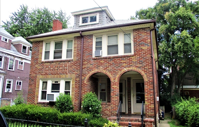 27 RIDGEMONT ST