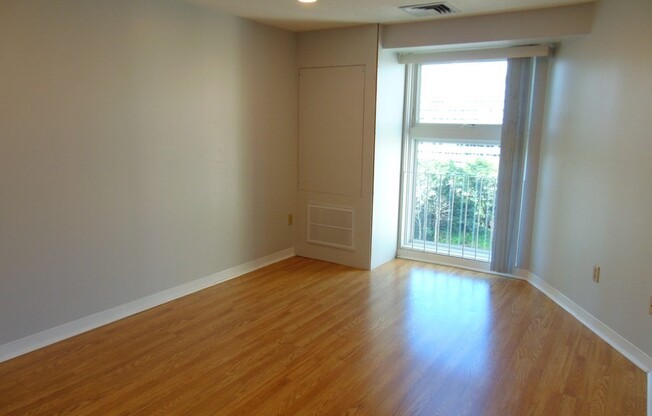 1 bed, 1 bath, 510 sqft, $1,900, Unit 821