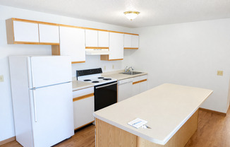 2 beds, 1 bath, 1,008 sqft, $1,175, Unit 629 - 14