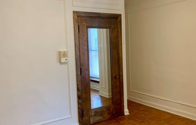 Studio, 1 bath, 300 sqft, $1,275, Unit 530-312