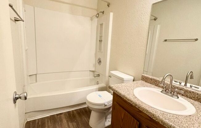 1 bed, 1 bath, 667 sqft, $1,600, Unit 2