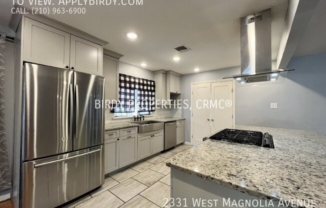 2331 W MAGNOLIA AVE