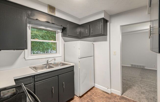 2 beds, 1 bath, $1,475