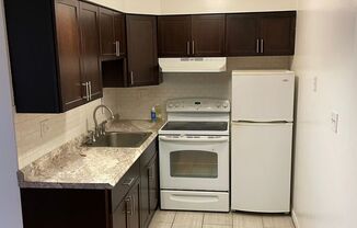 468 West Melrose