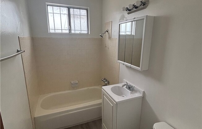8868 WALL ST