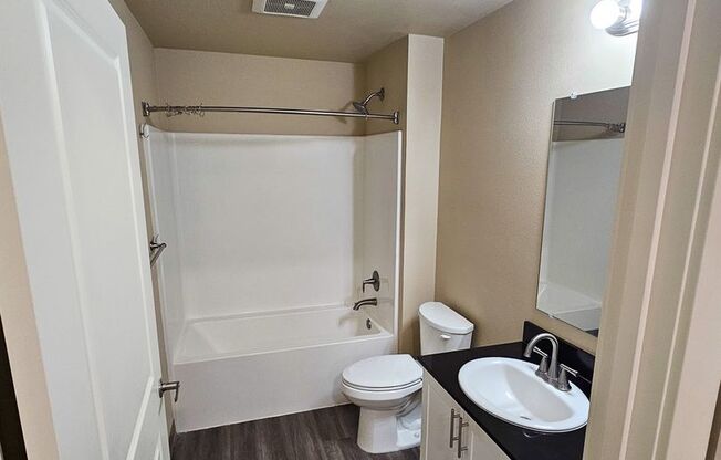 1 bed, 1 bath, 707 sqft, $1,550, Unit 308