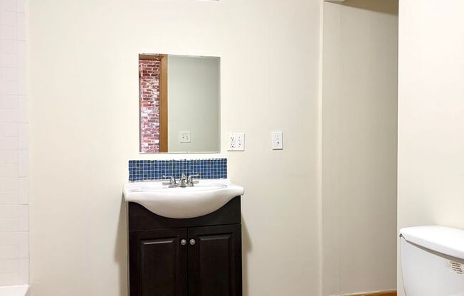 1 bed, 1 bath, 847 sqft, $1,600, Unit 5201