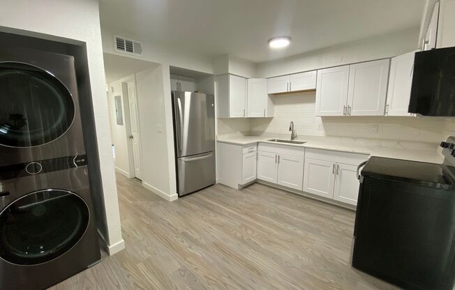 2 beds, 1.5 baths, 980 sqft, $1,200, Unit 6850-2