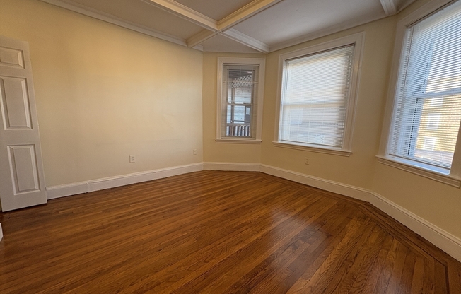 4 beds, 2 baths, 1,200 sqft, $6,000, Unit 202