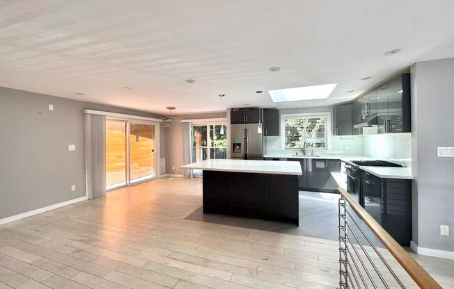 Modern Split-Level Home in Lake Hills for Rent