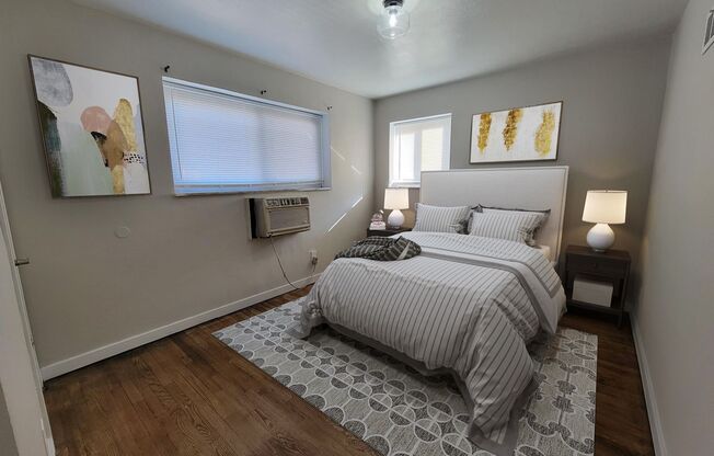 2 beds, 1 bath, 900 sqft, $1,050, Unit 8714-4