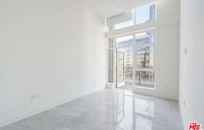 3 beds, 3 baths, 2,676 sqft, $14,300, Unit PH 1