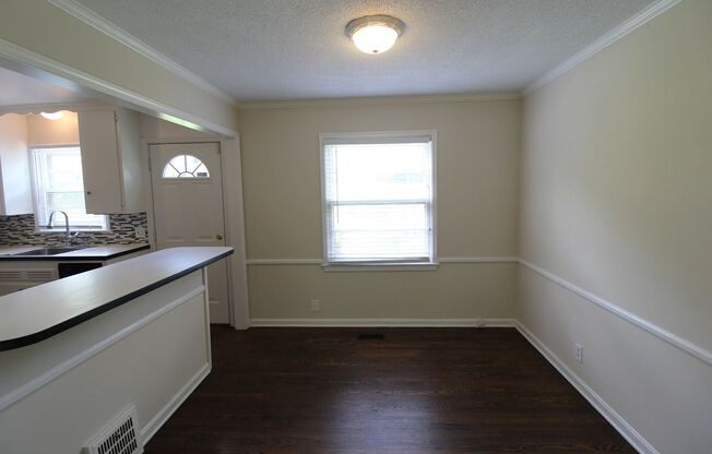 2 Bedroom 1 Bath Home in Mission Kansas