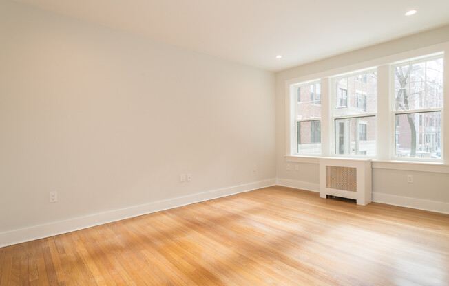 1 bed, 1 bath, 730 sqft, $3,300, Unit 01