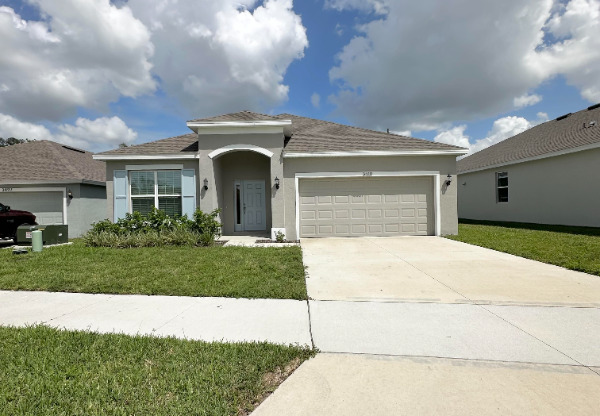 3501 YARIAN DR