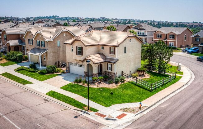 Charming 3 Bed, 2.5 bath in Northgate in D20