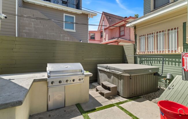 1116 30th St. - The Greenhouse