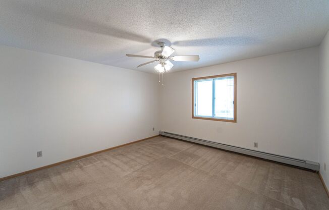 1 bed, 1 bath, 711 sqft, $1,025, Unit 3402216
