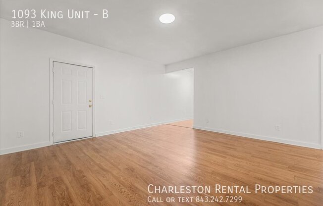 1093 KING ST