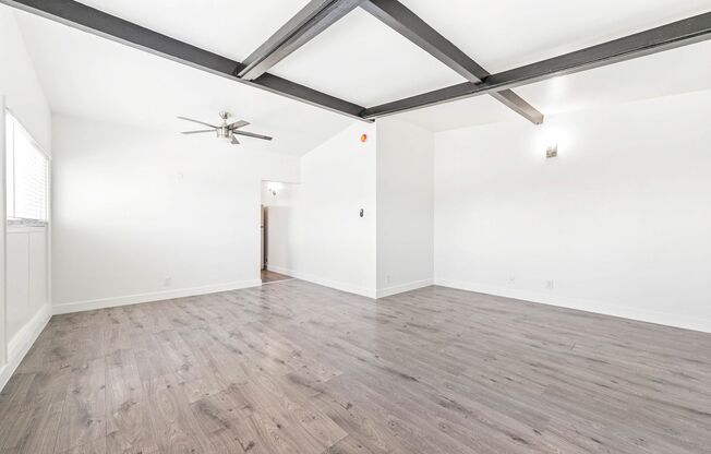 4115 Palmwood