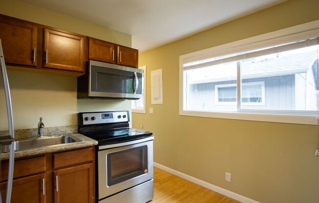 Renovated 2 Bedroom Flat in St. Johns/Portsmouth Ready Late July