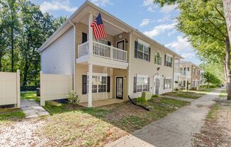 2BR Condo in Cornelius