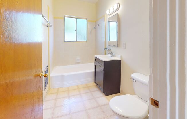 1 bed, 1 bath, 600 sqft, $1,895, Unit L