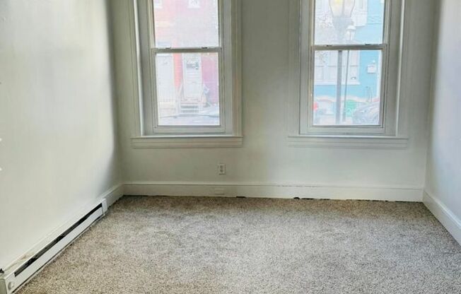 1 bed, 1 bath, $745, Unit 1st Fl